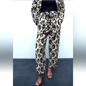 ZARA WOMAN | Animal Print Paperbag Pants Black Ecru High Rise Straight Leg
